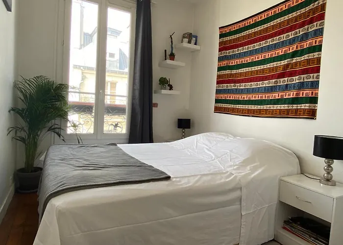 Super Au Coeur De Montmartre